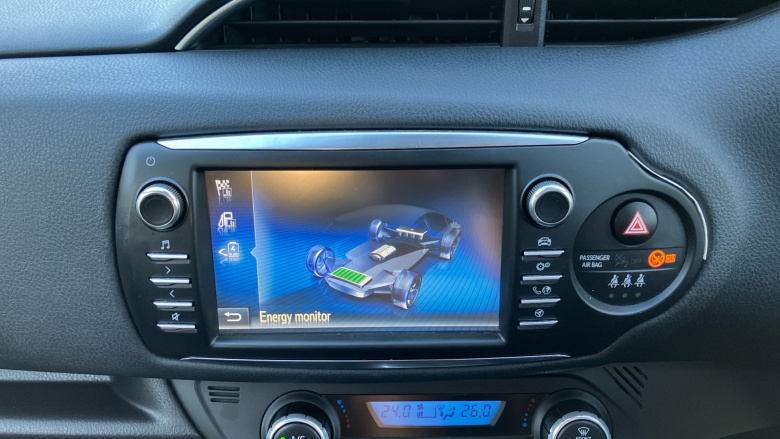 Toyota Yaris 1.5 Hybrid Y20 5dr CVT [Bi-tone] Hybrid Hatchback